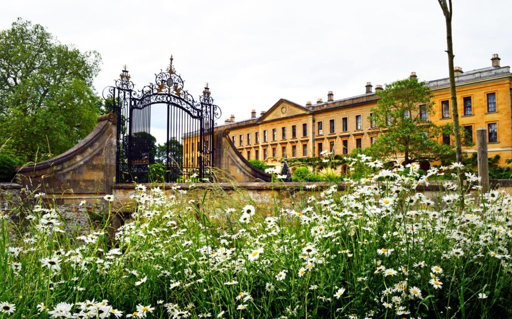 magdalen college oxford tours