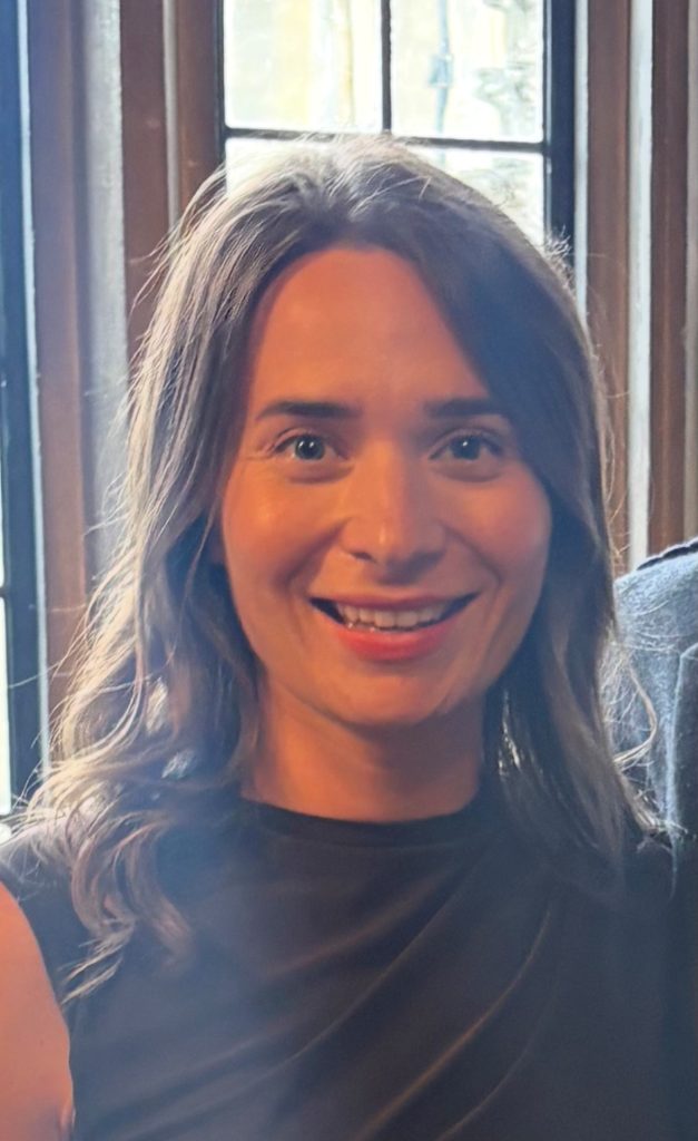 Photo portrait of Dr Eveliina Hanski