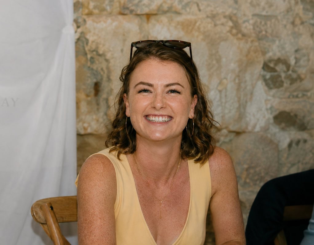 Photo portrait of Dr Ishbel Henderson